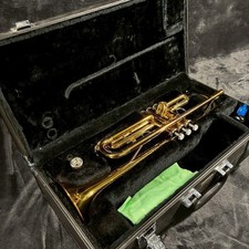 YAMAHA YTR-2330 Trompette Bb